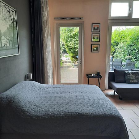 Quarenta Studio Bed and Breakfast Amsterdam Esterno foto