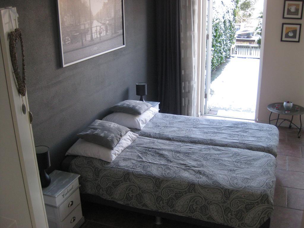 Quarenta Studio Bed and Breakfast Amsterdam Esterno foto